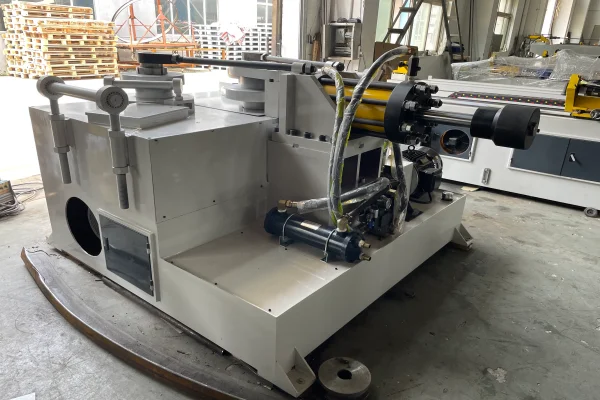 Pipe Rolling Machine 01