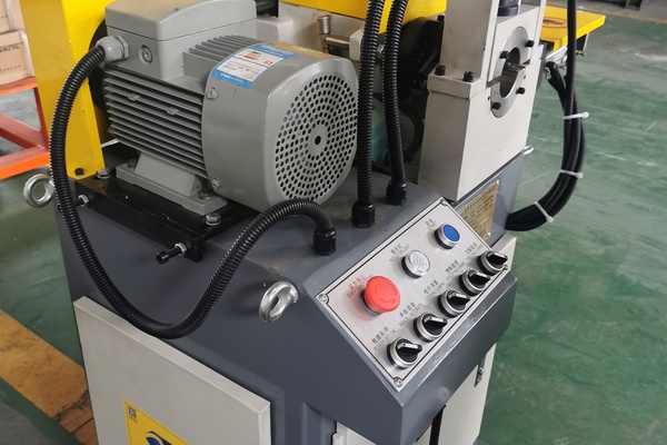 pneumatic tube chamfering machine