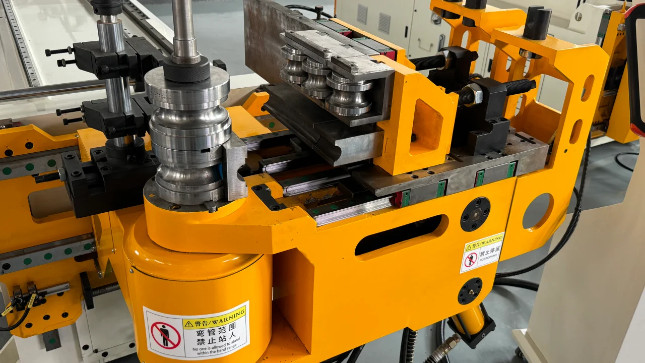 tube bending machine